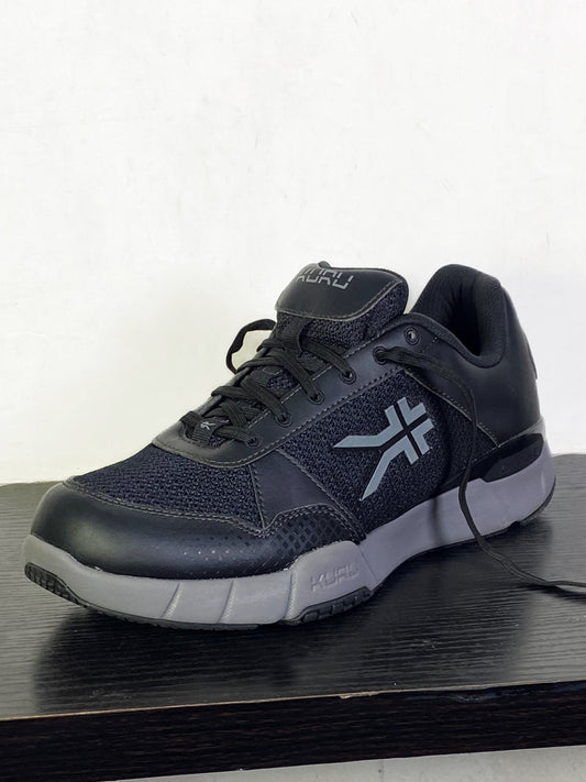 Kuru lace up sneakers In black